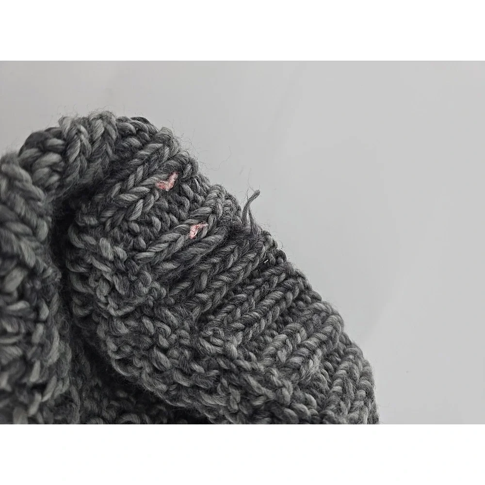 HANDKNIT‎ Adidas Women's Grey Whittier Beanie #5146589 New With Tags!